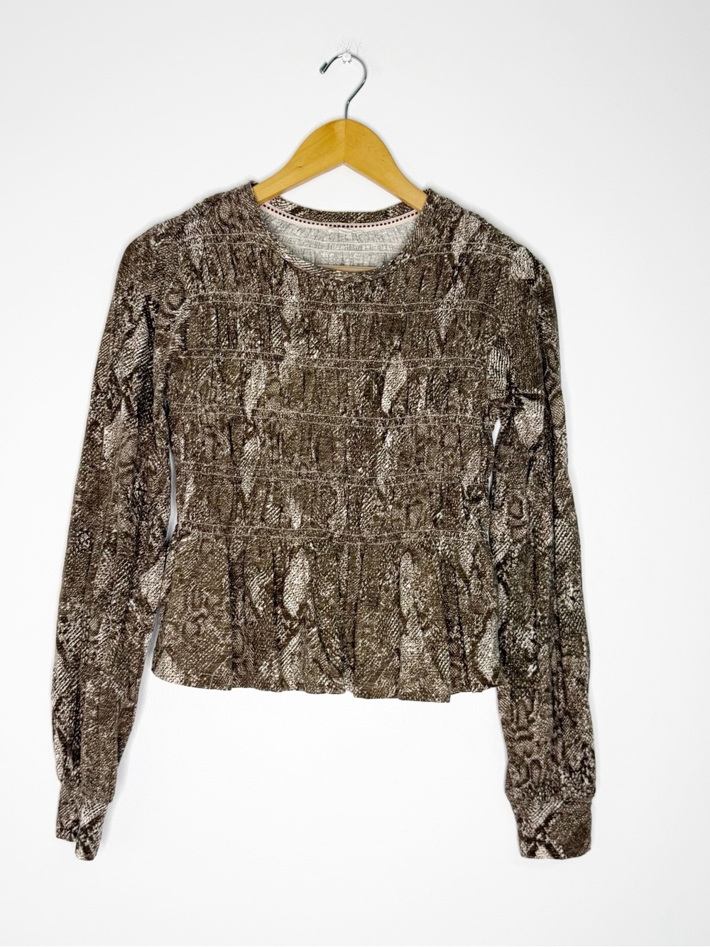 Pilcro Anthropologie Ruffle Peplum Snake Print Blouse XXS Long Sleeve